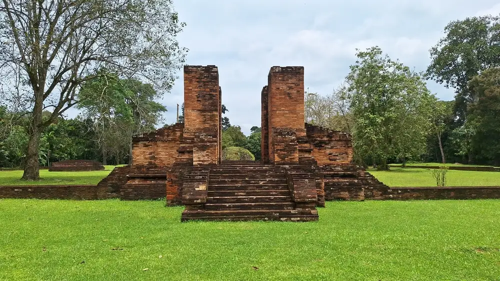Foto Candi Muaro Jambi